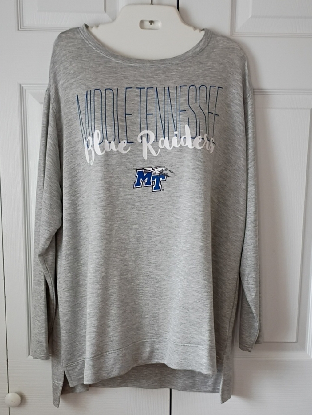 Champion Gray Middle Tennessee Blue Raiders Long Sleeve Shirt NWT